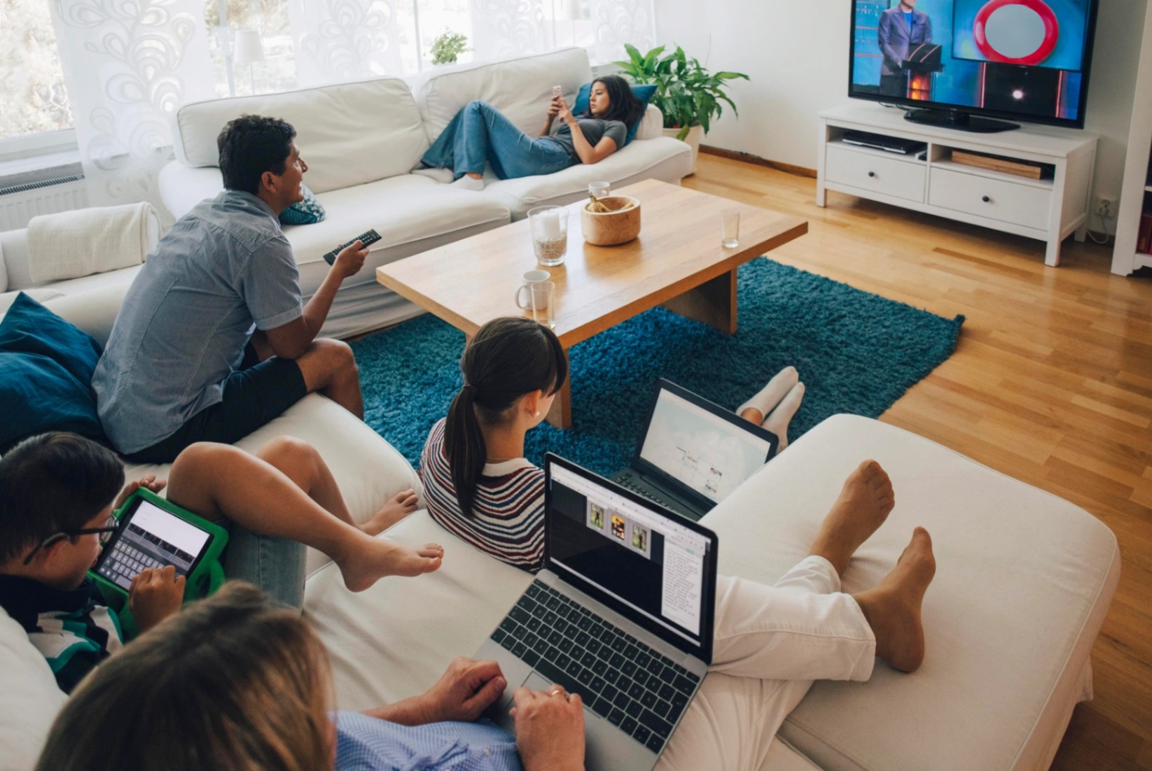 Frequently Asked Questions About Family Mobile Packages in the UAE